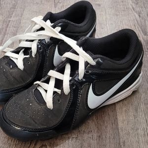 Youth 2 Nike baseball cleats